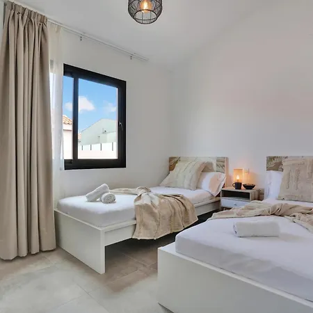 Golden Dunes Gaudi By Sustainable Energy * Caleta De Fuste