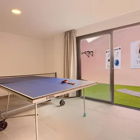 Golden Dunes Gaudi By Sustainable Energy * Caleta De Fuste